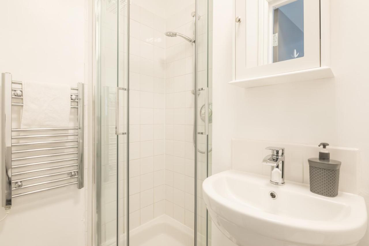 Private Room 5 With Kitchenette By Cb Stays No Minimum Stays كامبريدج المظهر الخارجي الصورة